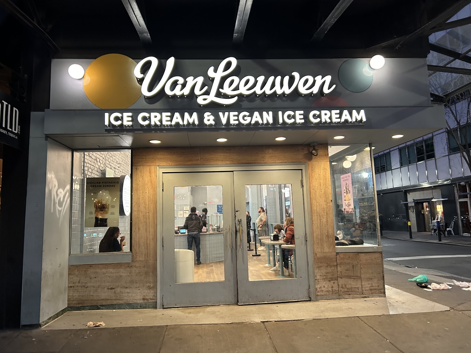 Van Leeuwen Ice Cream: the place