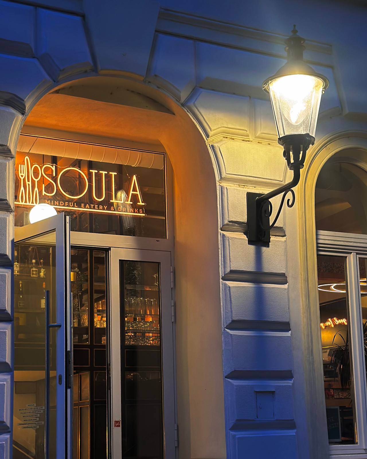 SOULA - mindful eatery & drinks: the place
