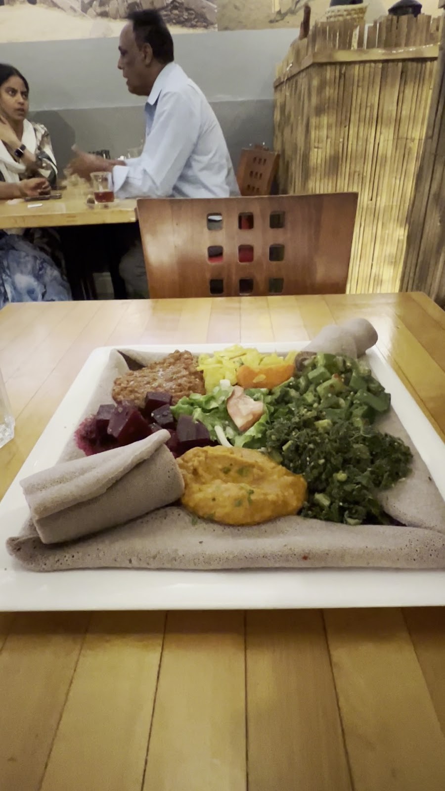 Selam Restaurant & Lounge: food & drinks