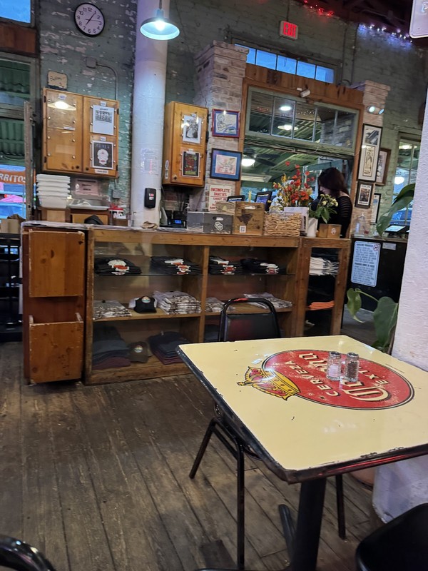 Güero's Taco Bar: photo 4