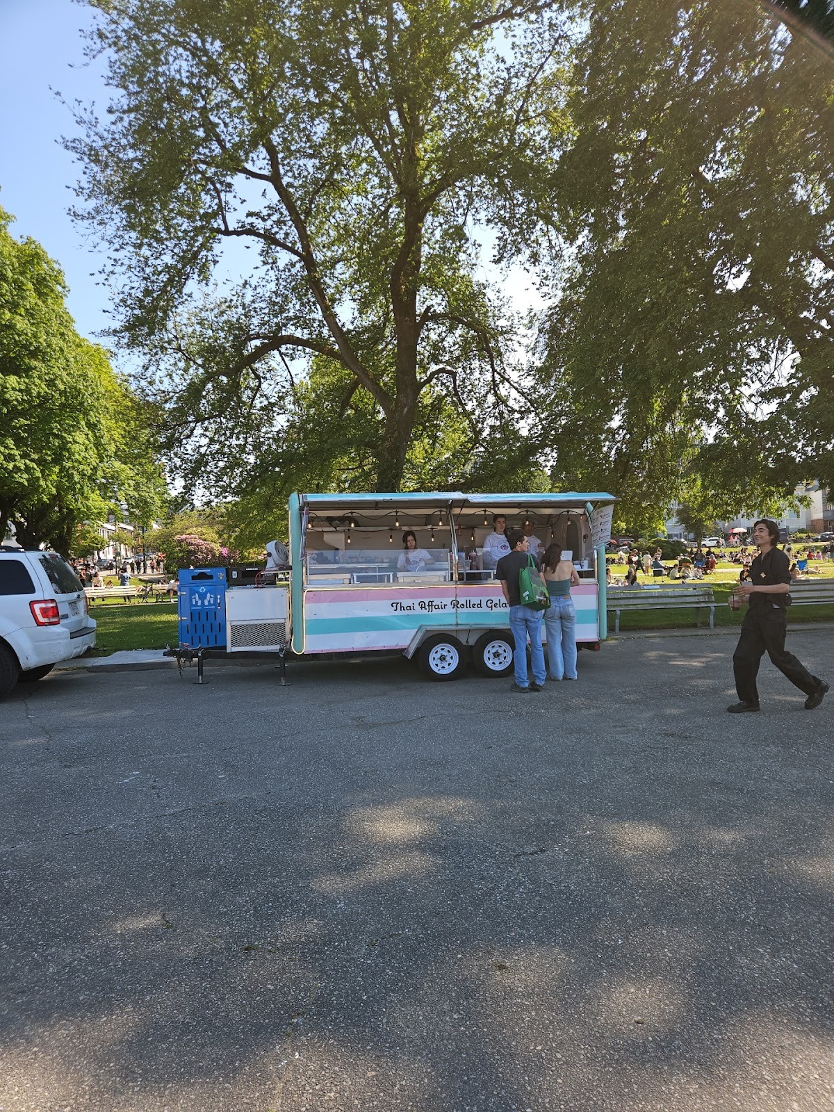 Thai Affair Rolled Gelato: the place