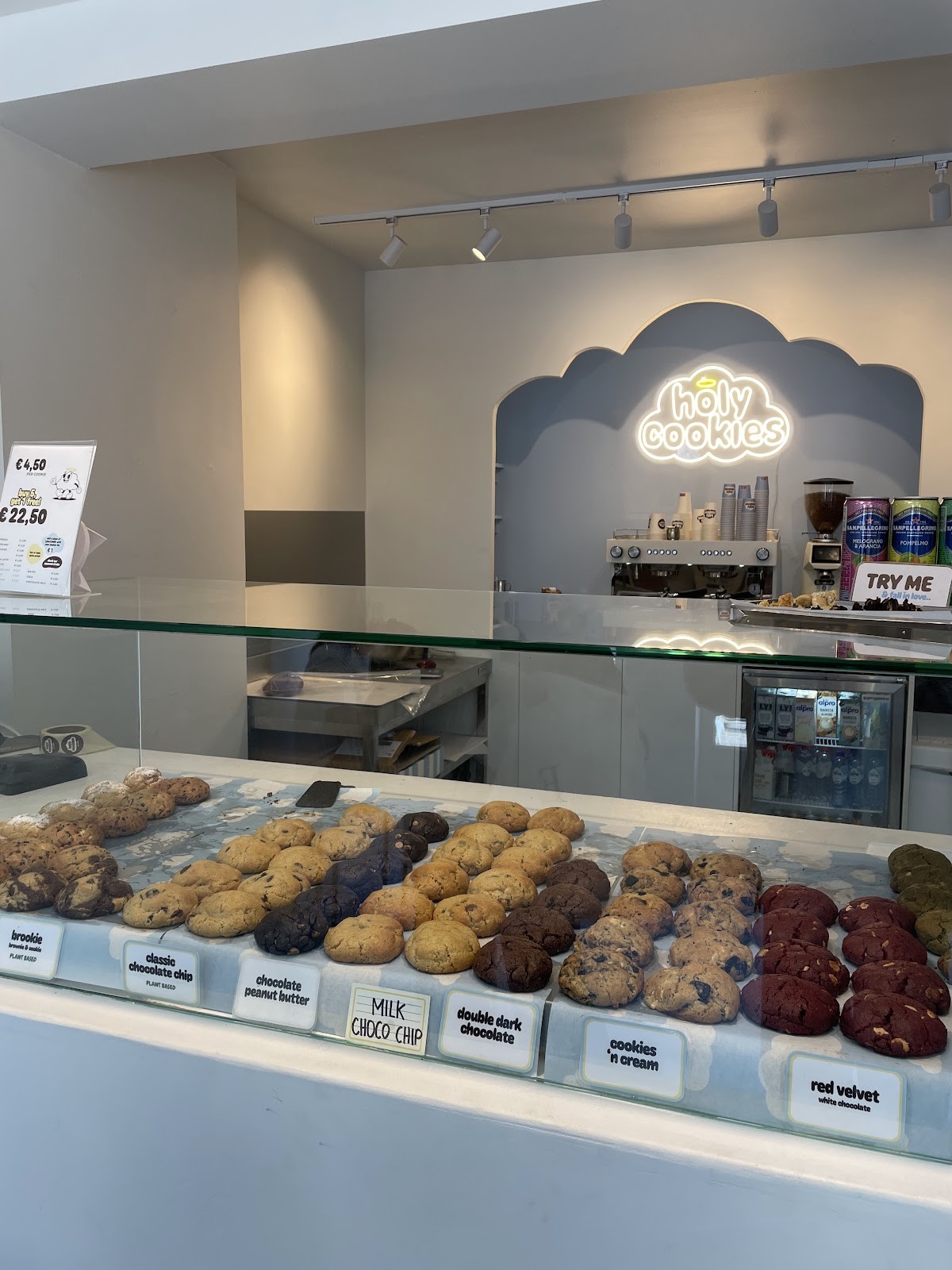 Holy Cookies: the place