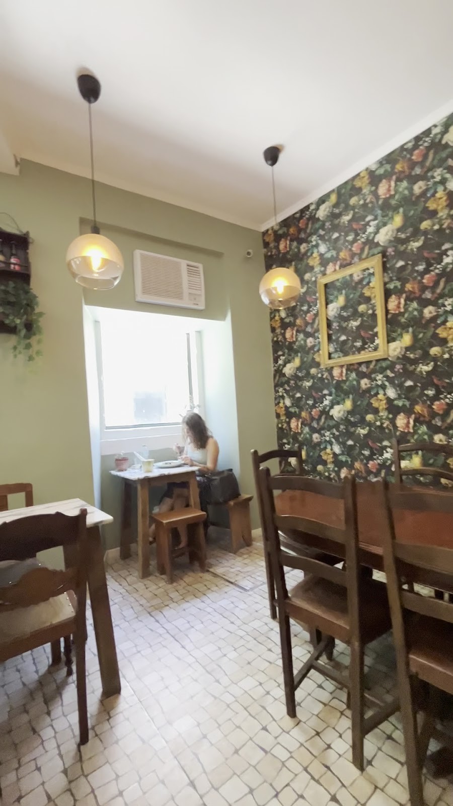 Conqvistador Brunch Café: the place