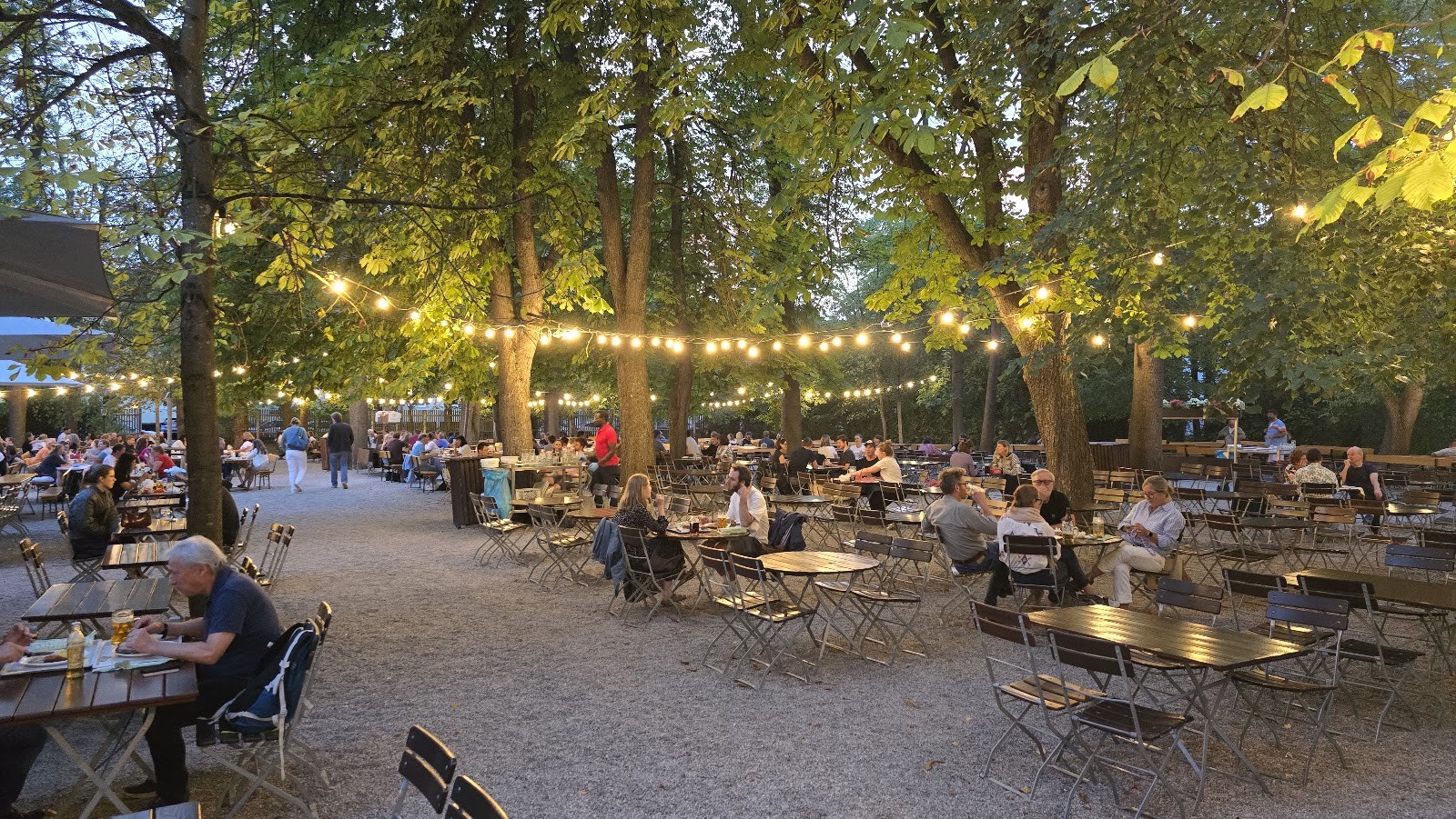Taxisgarten: the place