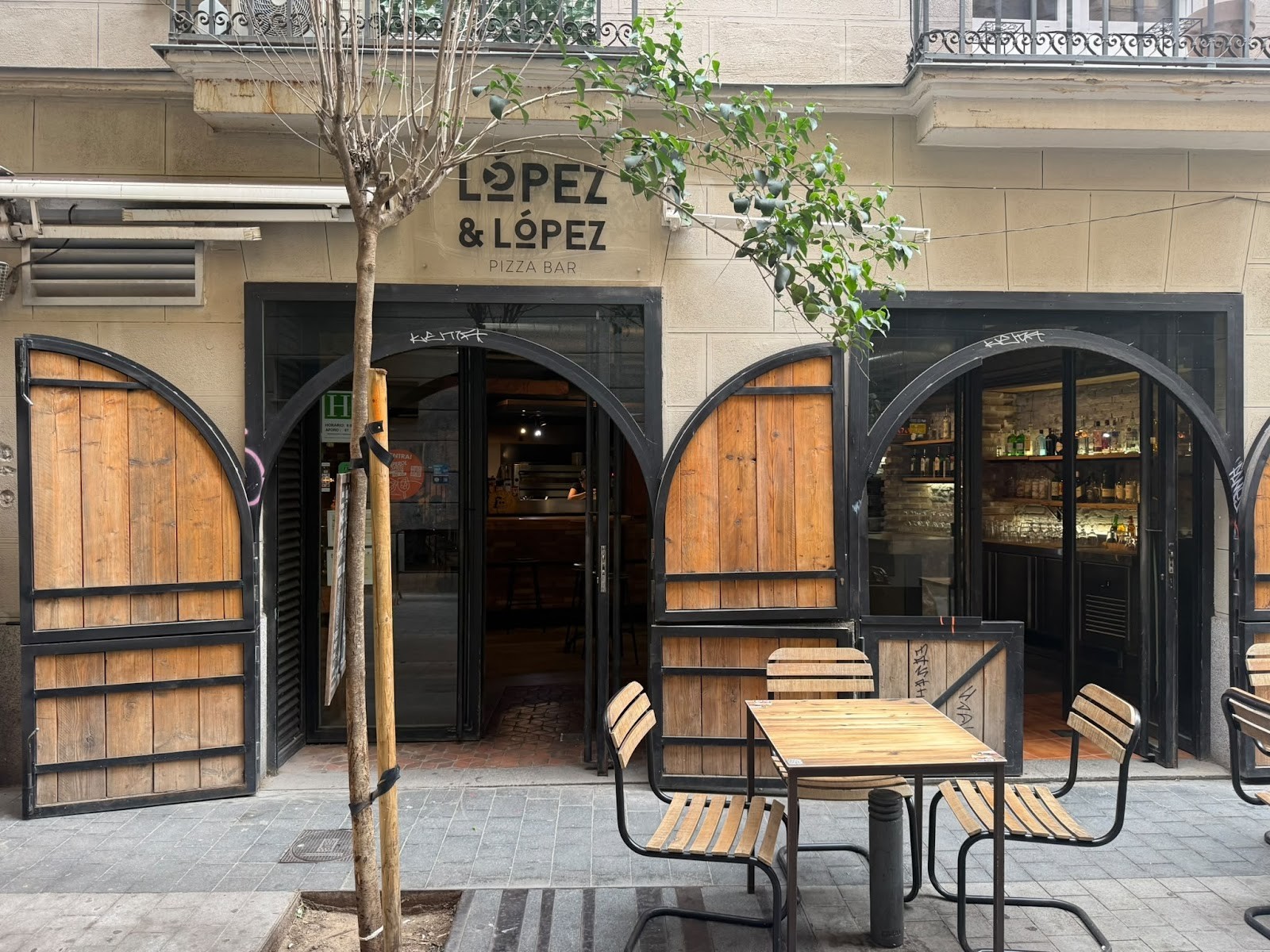 López & López Malasaña: the place