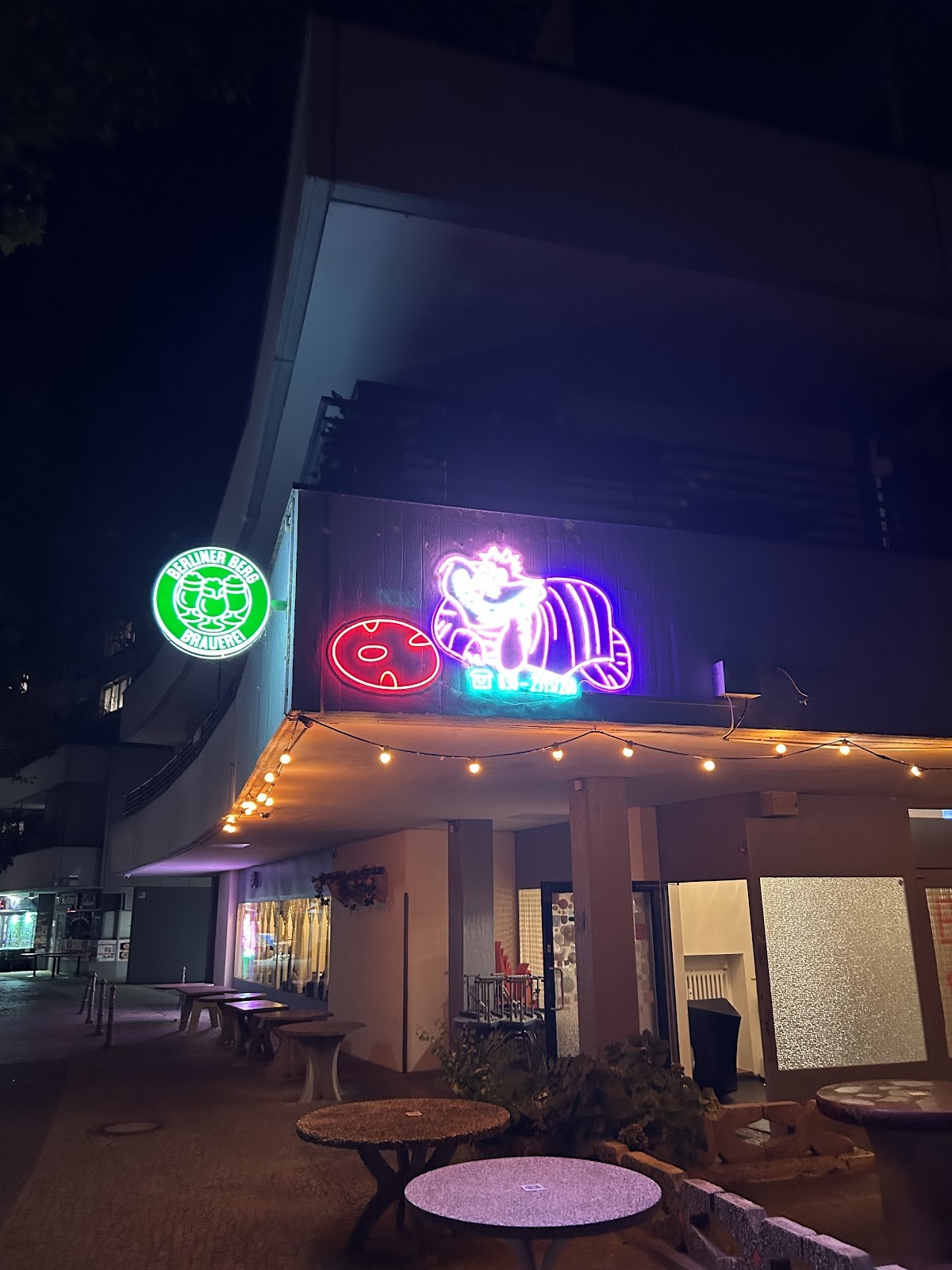 Al Catzone - Pizzeria: the place