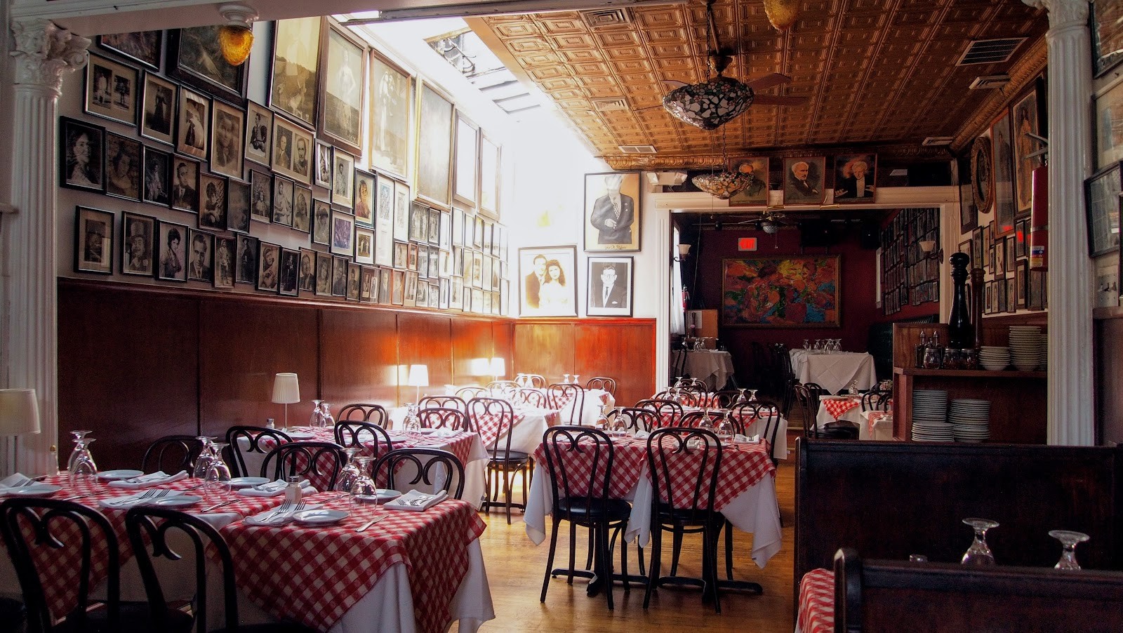 The Victor Café: the place