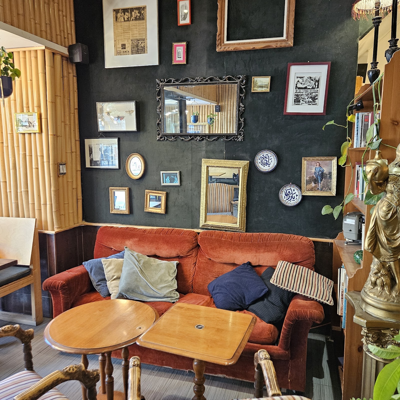 Café Velours: the place