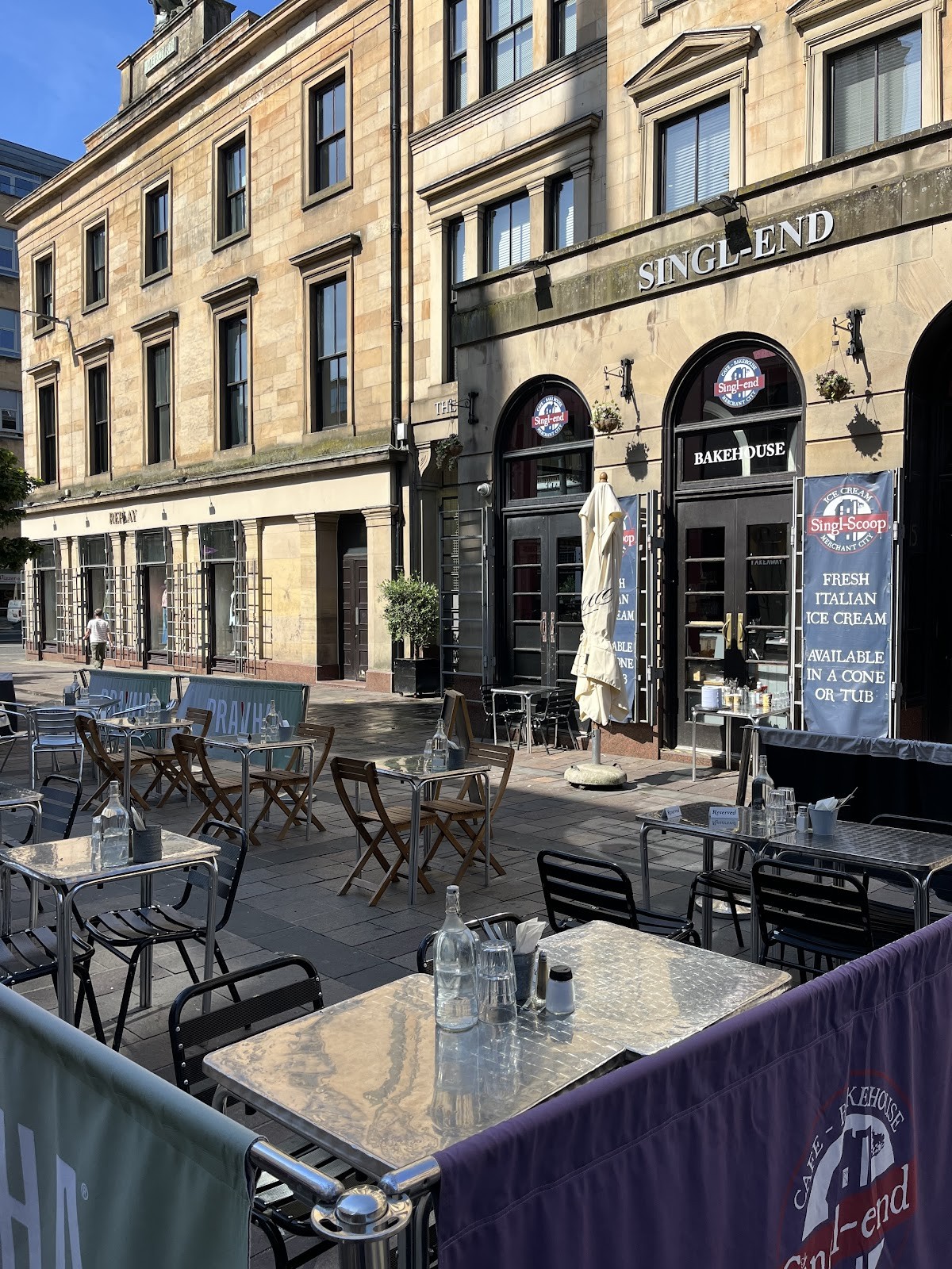 Singl-end Merchant City: the place