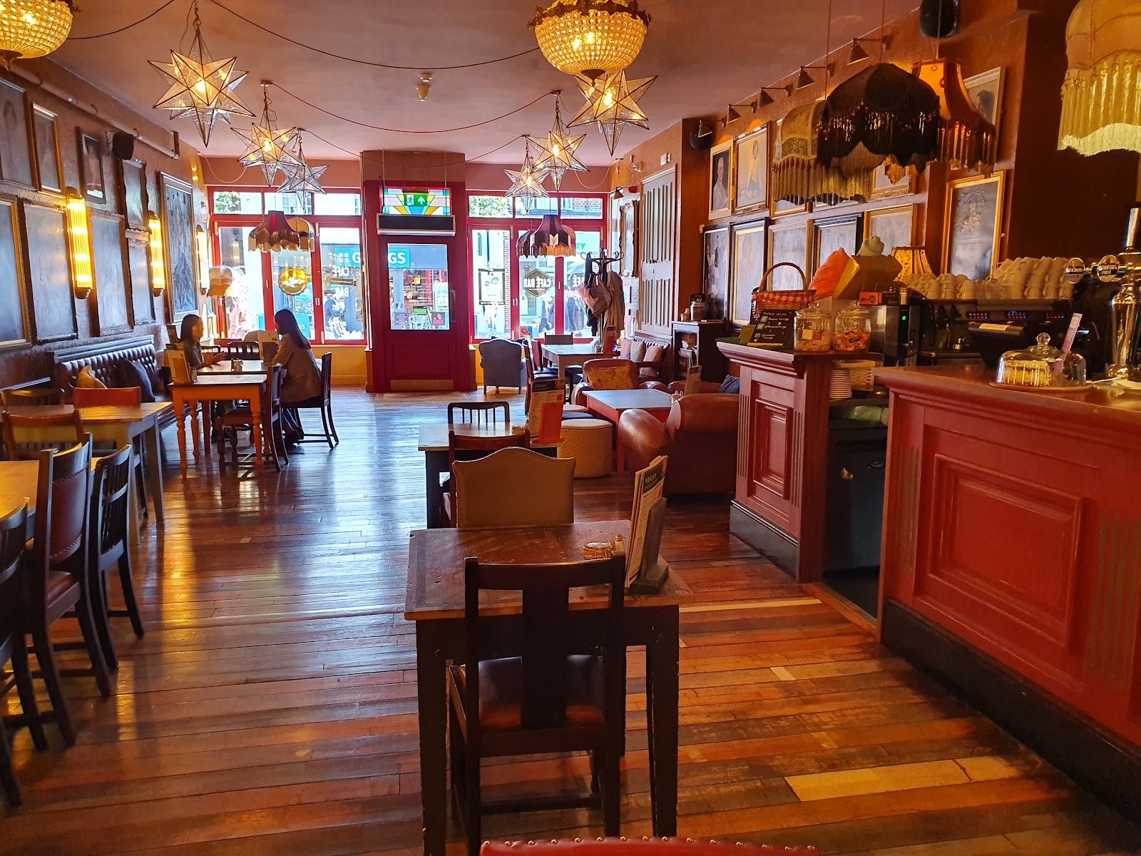 Sorrento Lounge: the place