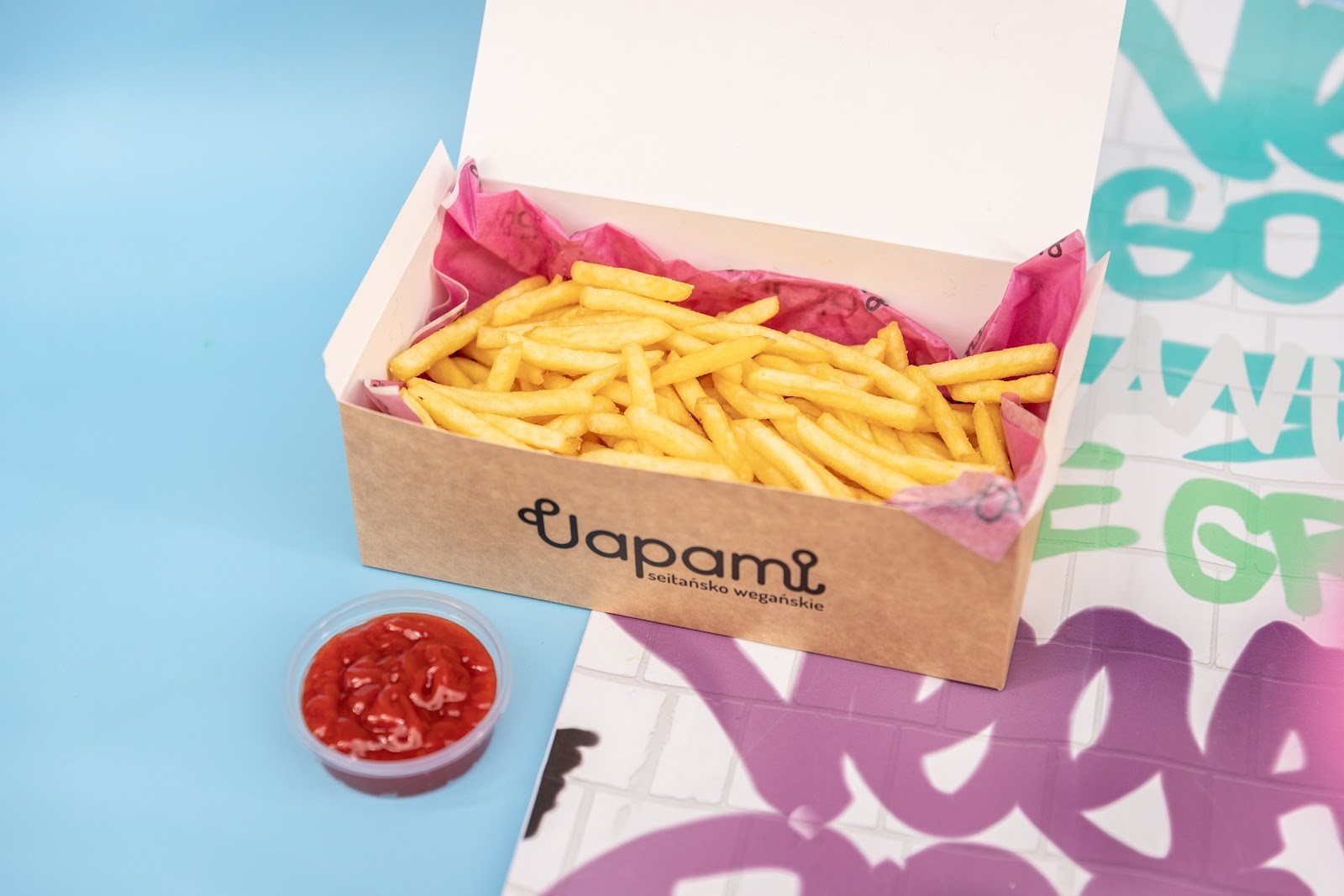Uapami Seitan Burger: food & drinks
