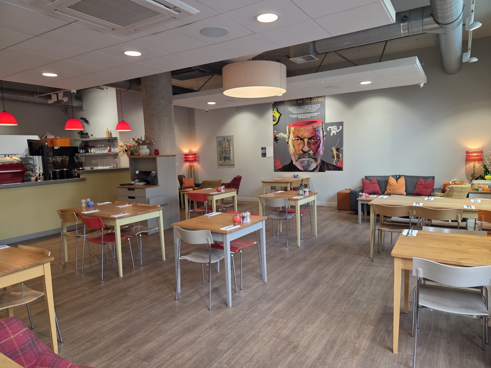 Loudons New Waverley: the place
