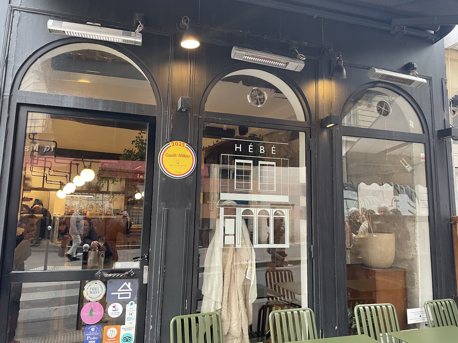 HEBE restaurant - Paris: the place
