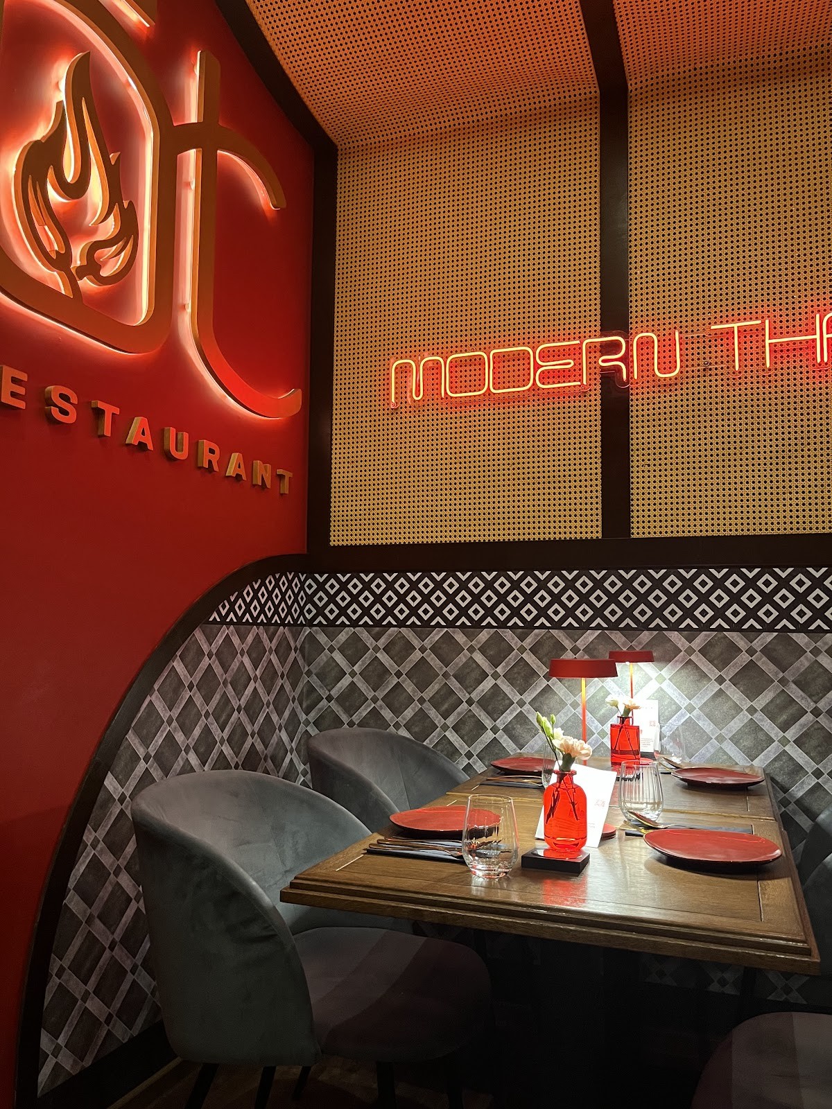 OT Restaurant Hamburg: the place