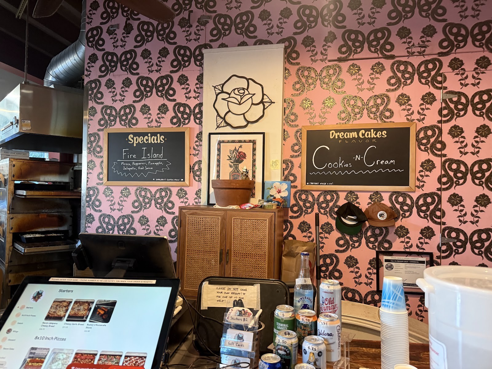 Boxcar Pizza: the place