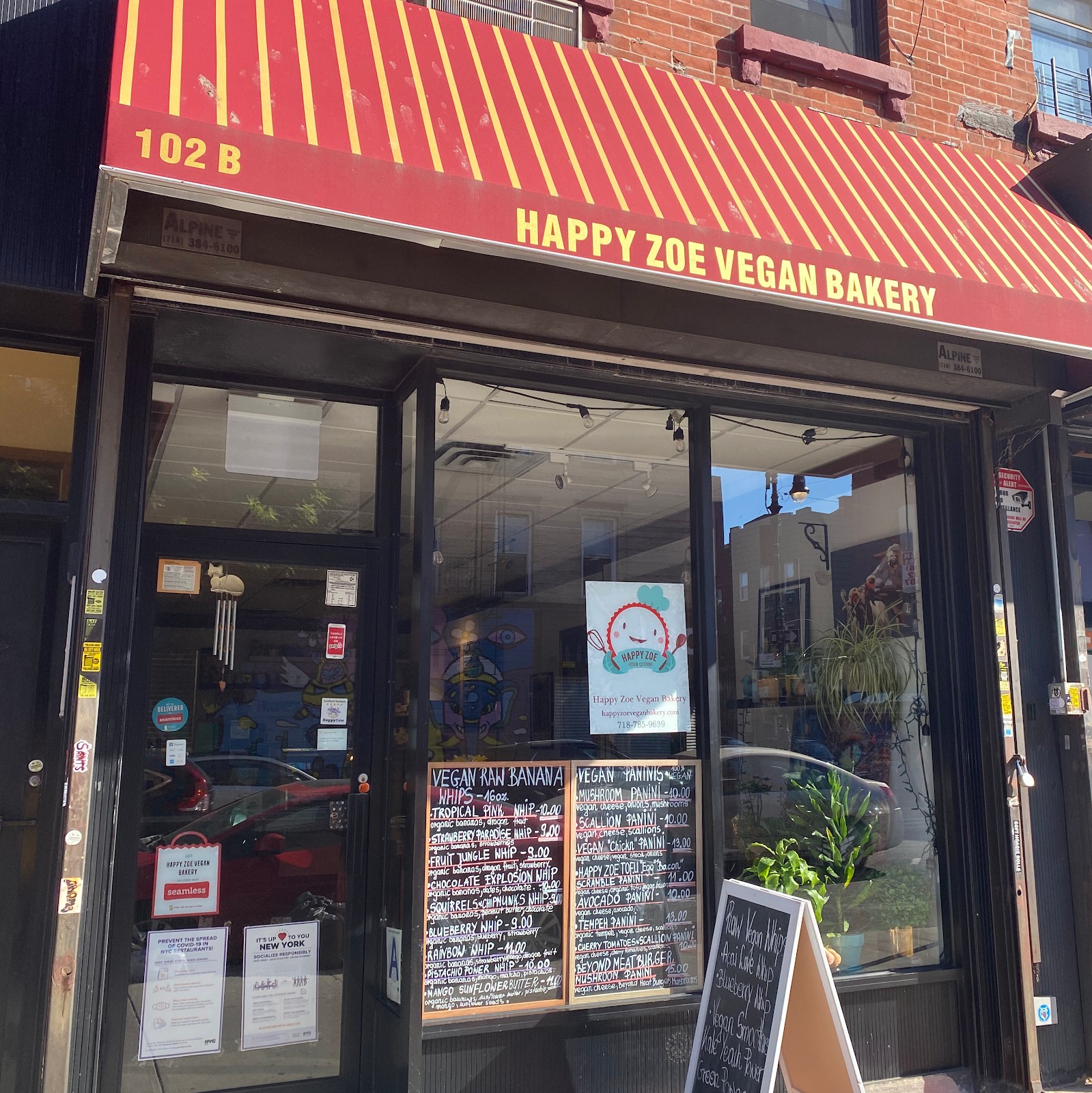Happy Zoe Vegan Bakery: the place