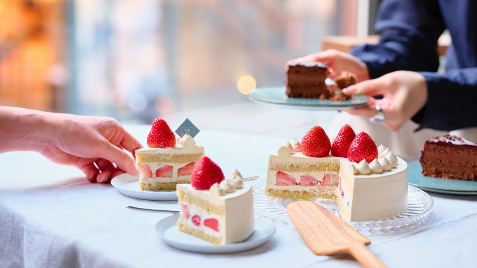 hal okada vegan patisserie: food & drinks