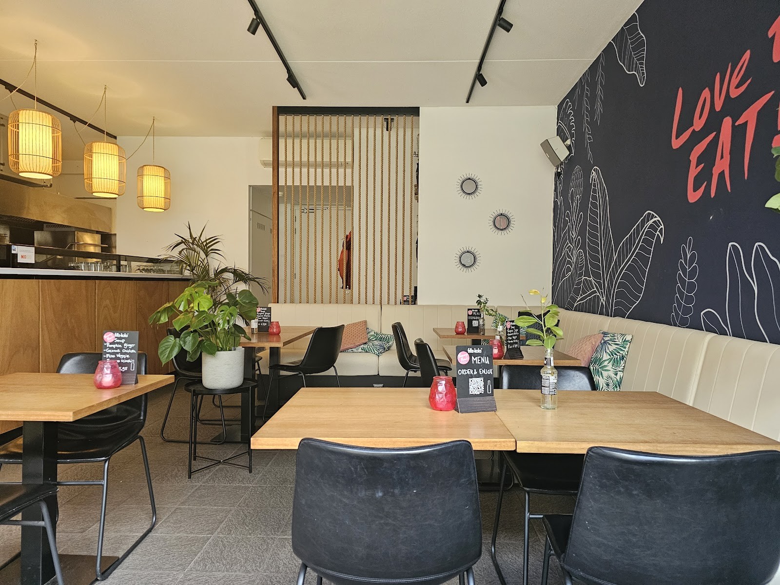 Yummy Bowls: the place