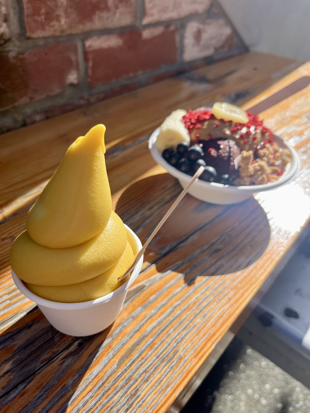 Lulu's Açai Bar: food & drinks