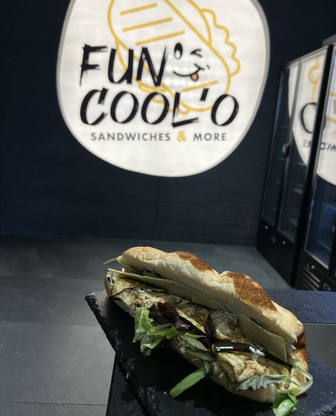 Fun Cool'o: food & drinks