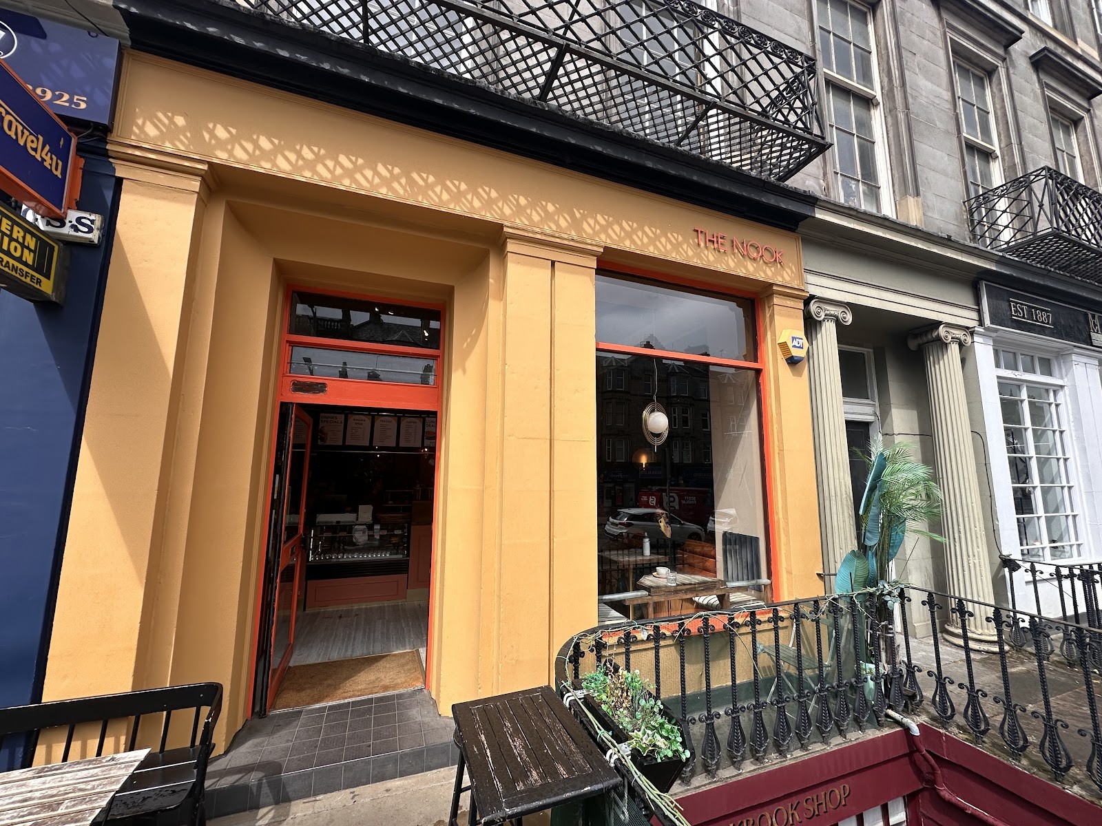 The Nook (previously OQO): the place
