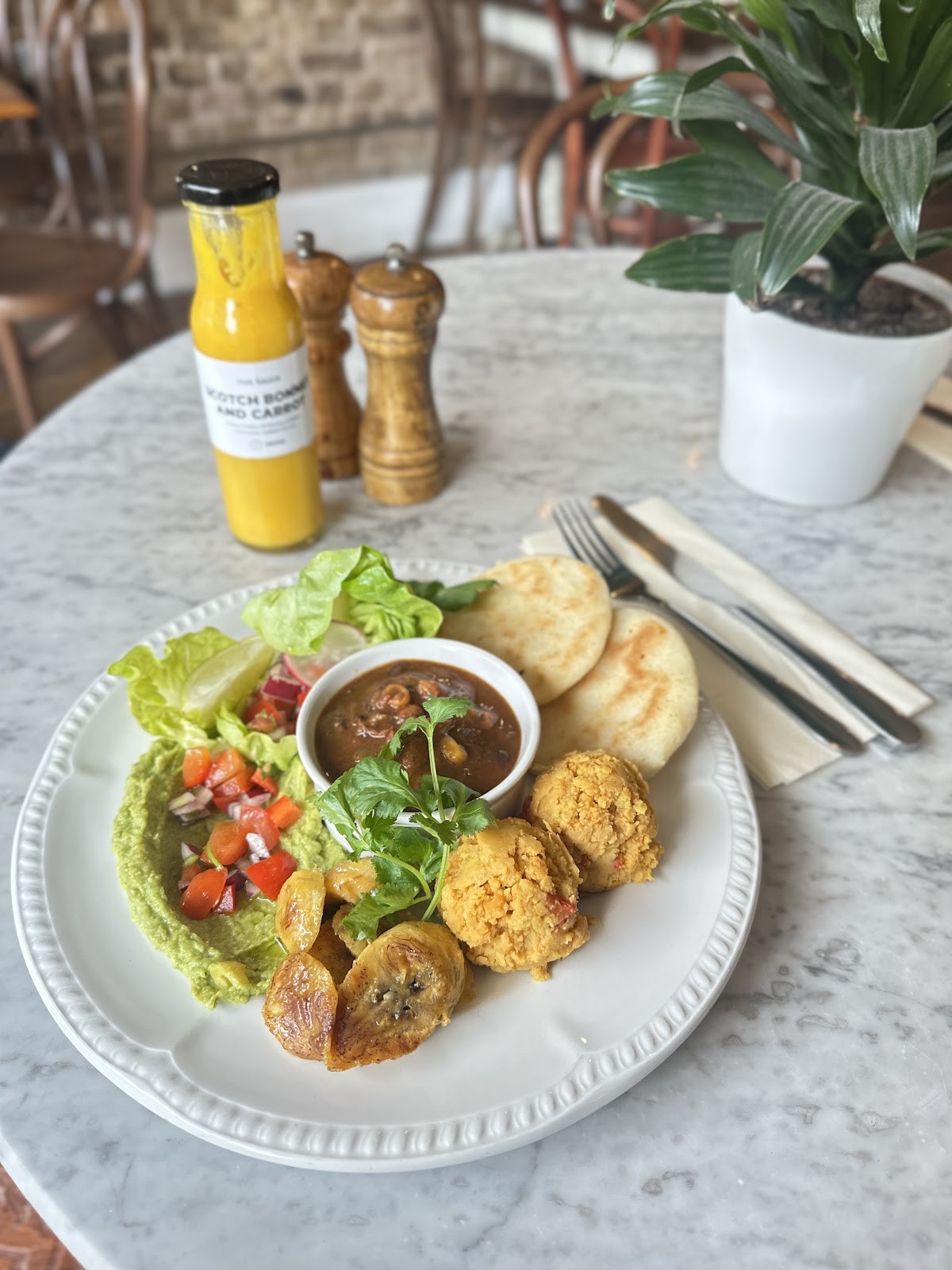 Miranda Café: food & drinks