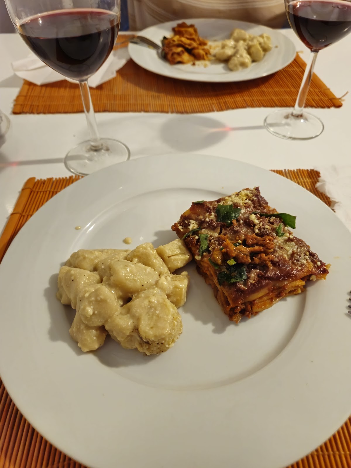 Al Sanpietrino Trattoria: food & drinks