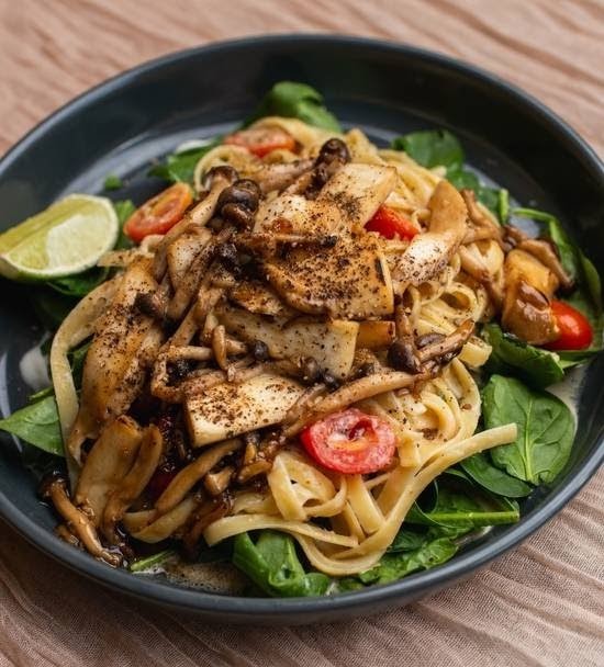 Norah Belmont: food & drinks