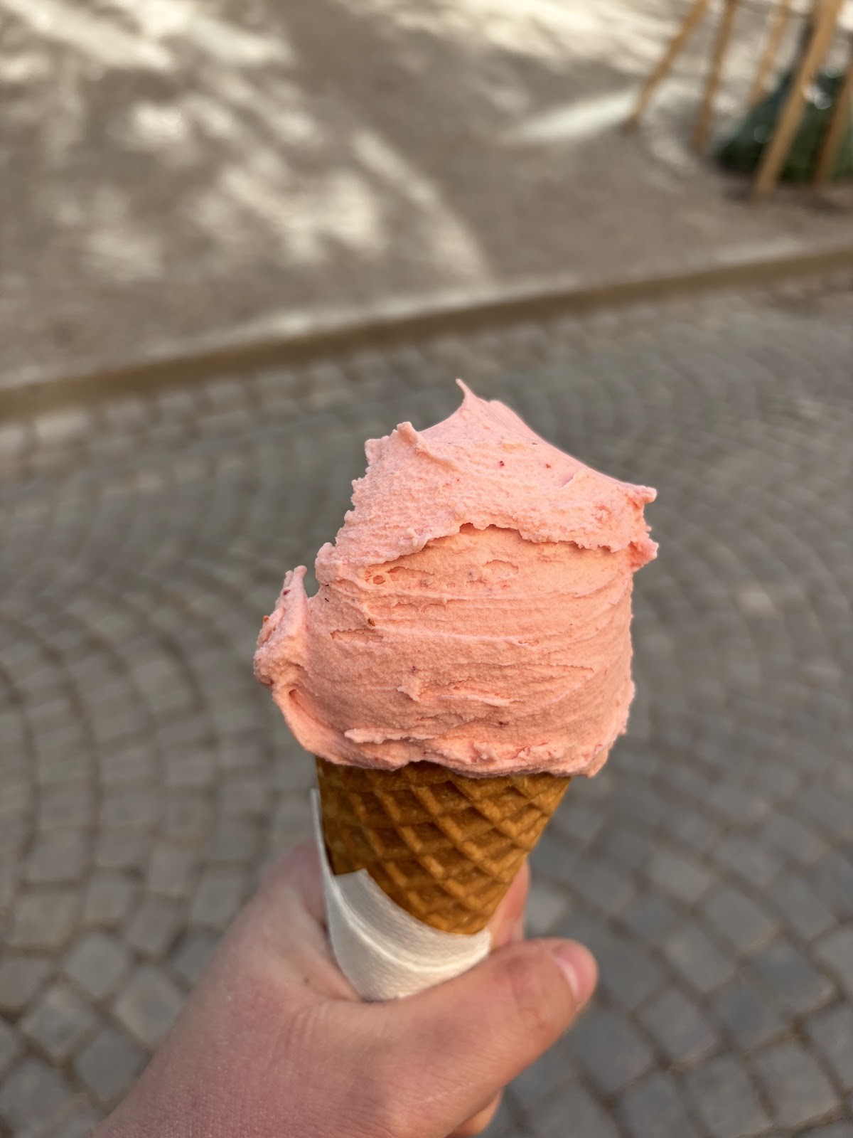 StikkiNikki Mariatorget: food & drinks