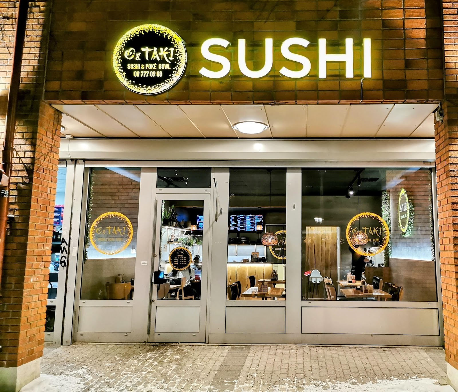 O&TAKI Sushi och Pokè bowl: the place