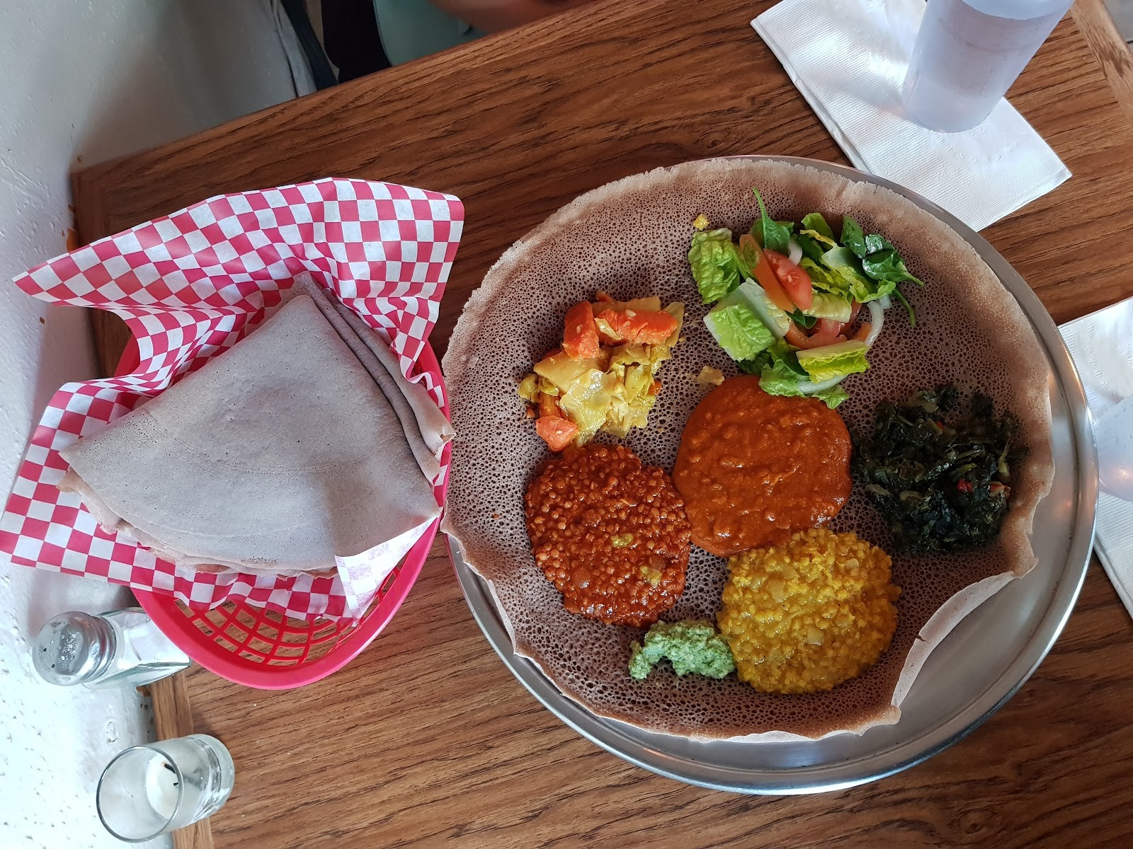 Cafe Selam: food & drinks