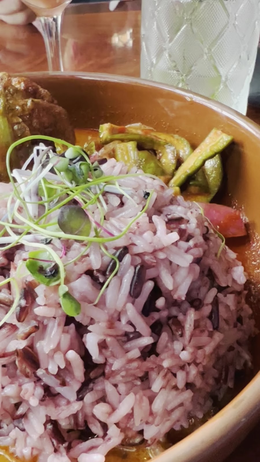 Norah Belmont: food & drinks