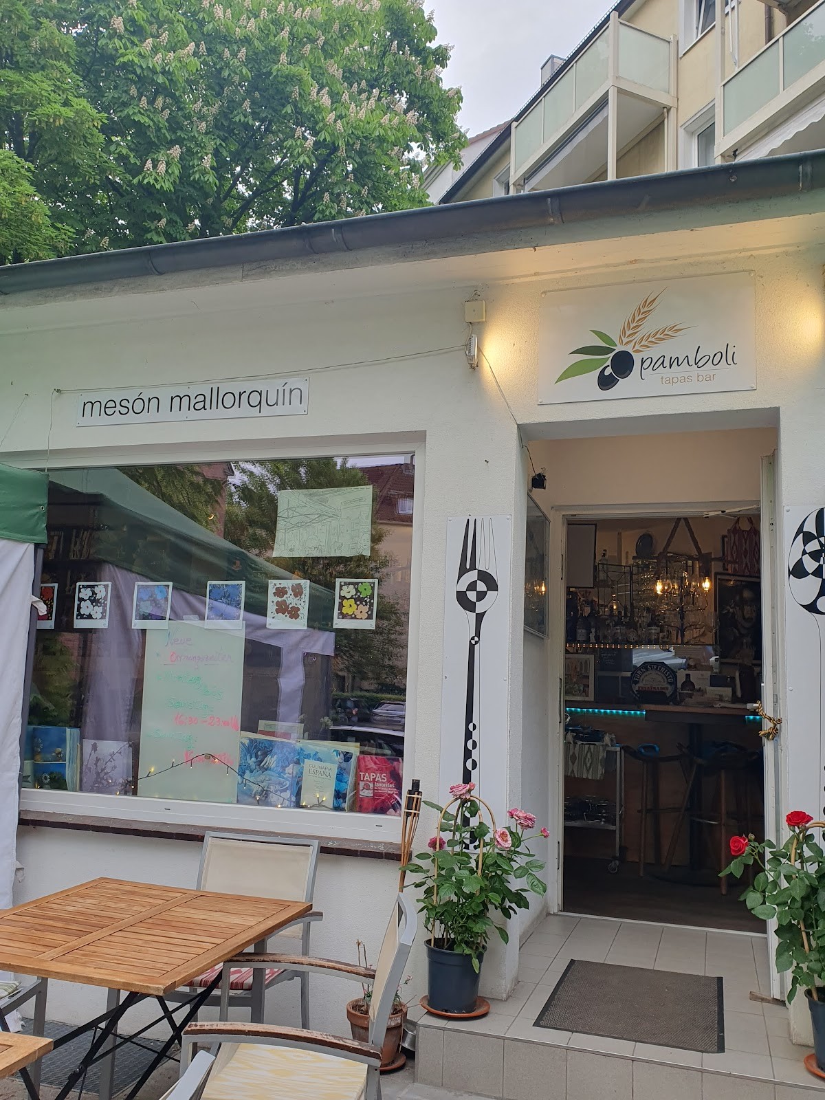 pamboli tapas bar - mesón mallorquín in Hamburg: the place