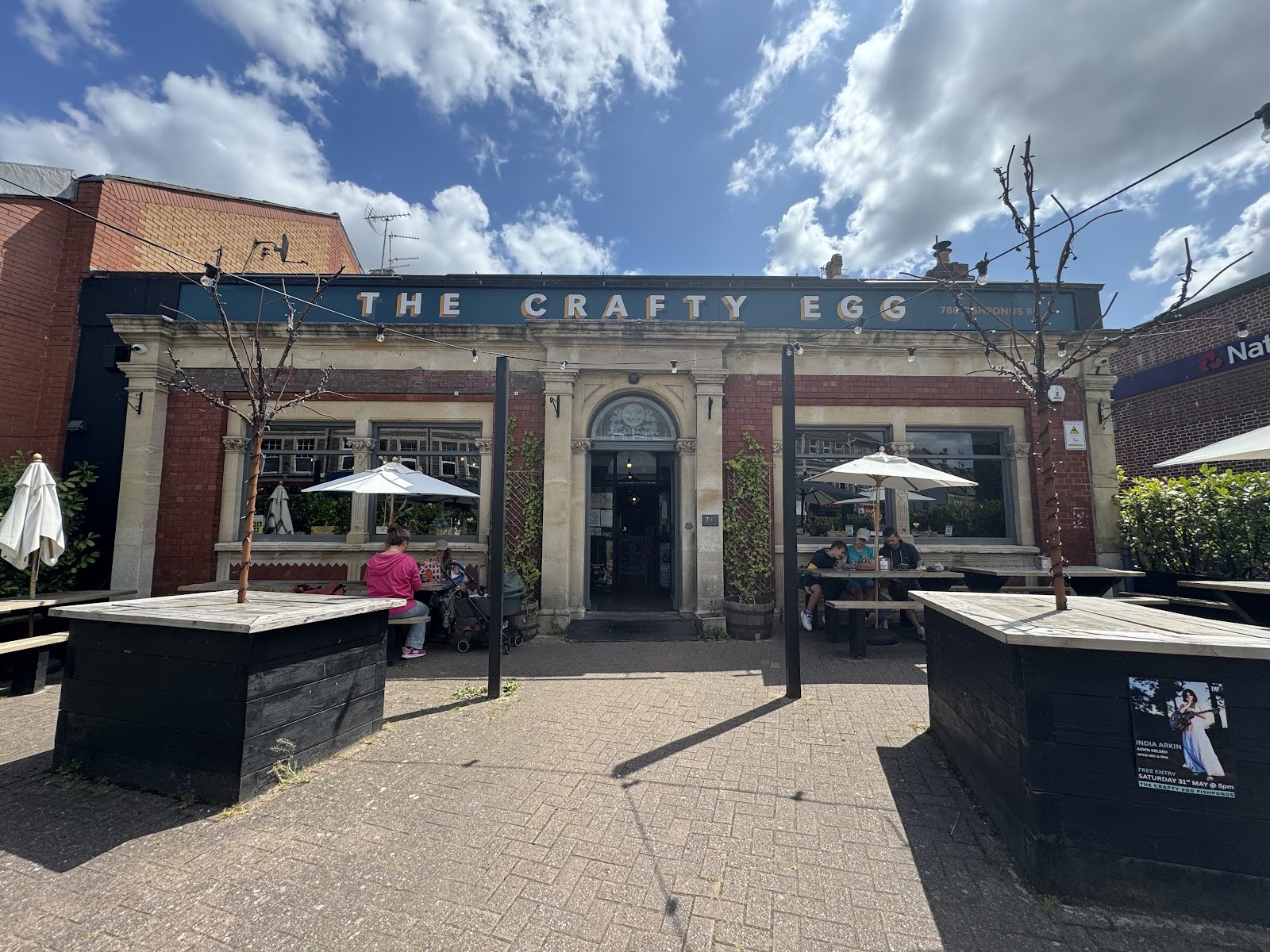 The Crafty Egg: the place