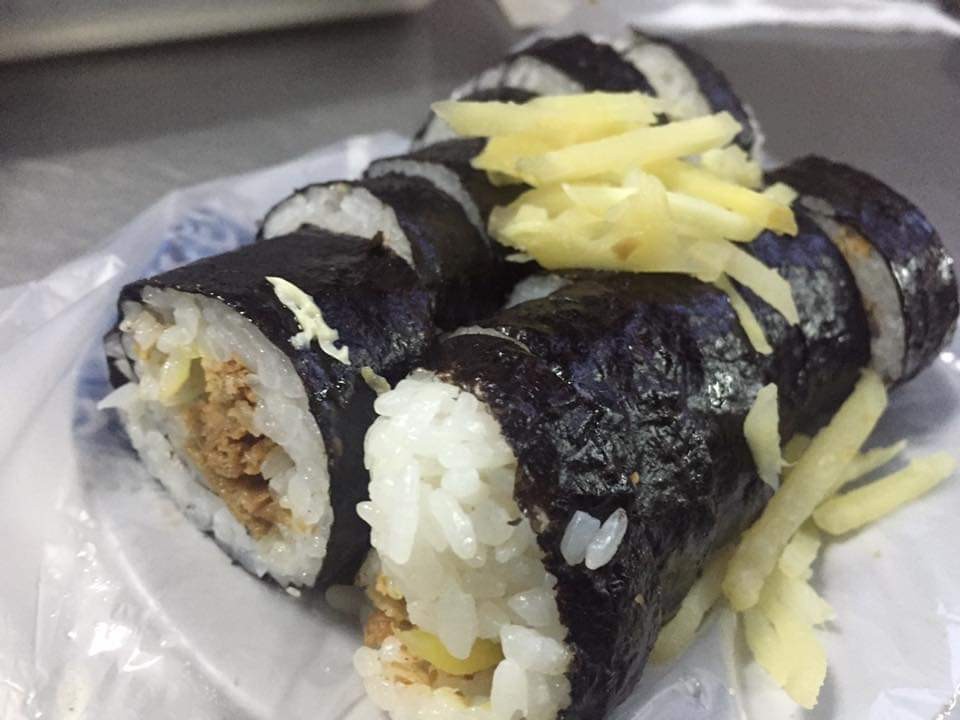 Shuang Lian Vegetarian: food & drinks