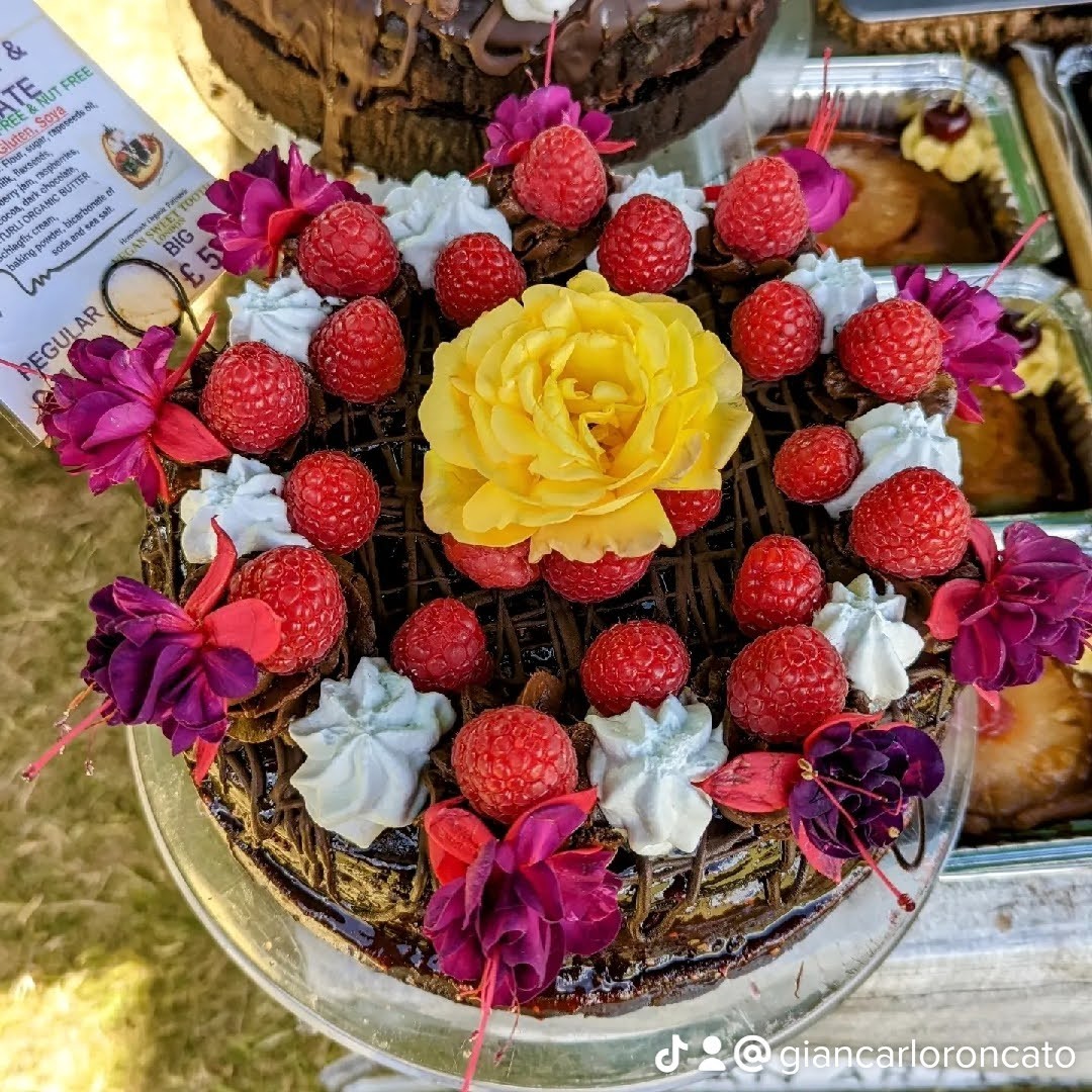 Vegan Sweet Tooth: food & drinks