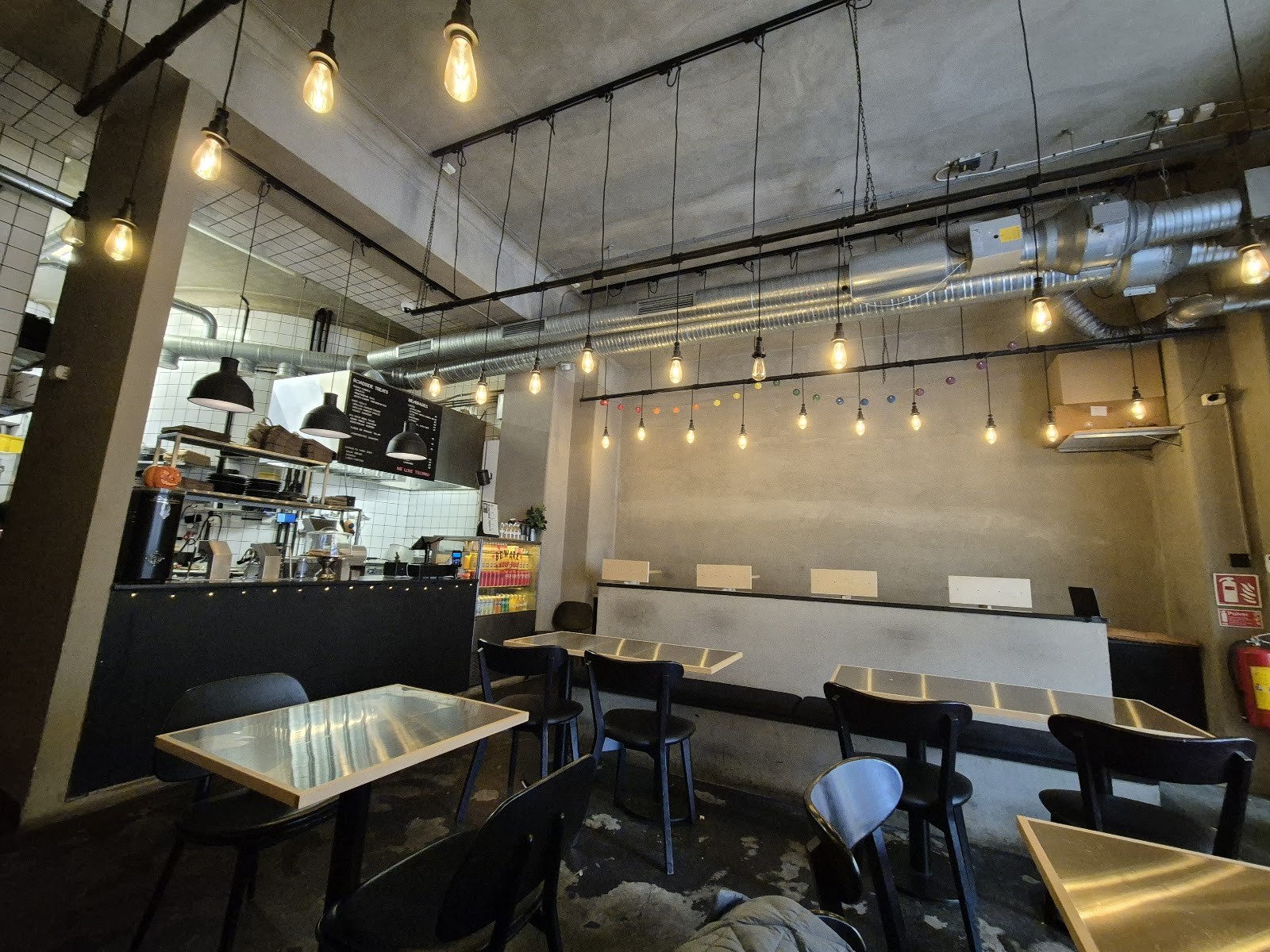 Indian Street Food & Co: the place