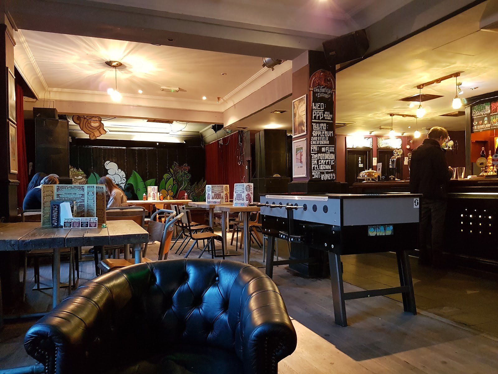 Twisted Burger Company: the place