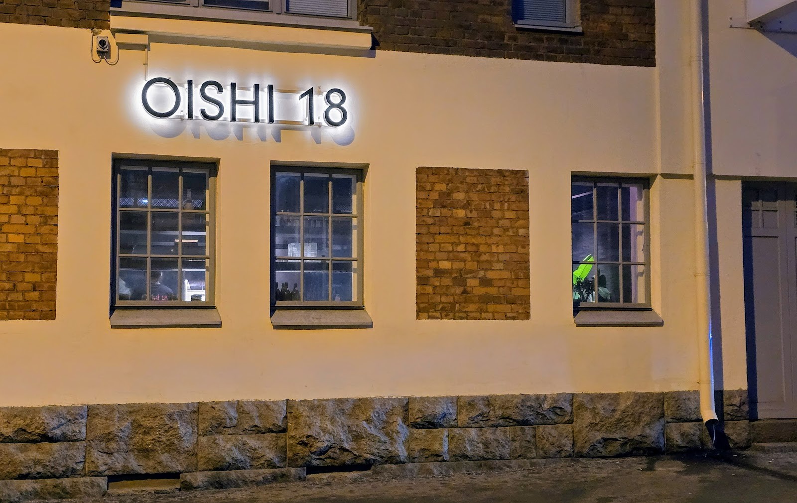 Oishi 18 Katajanokka: the place