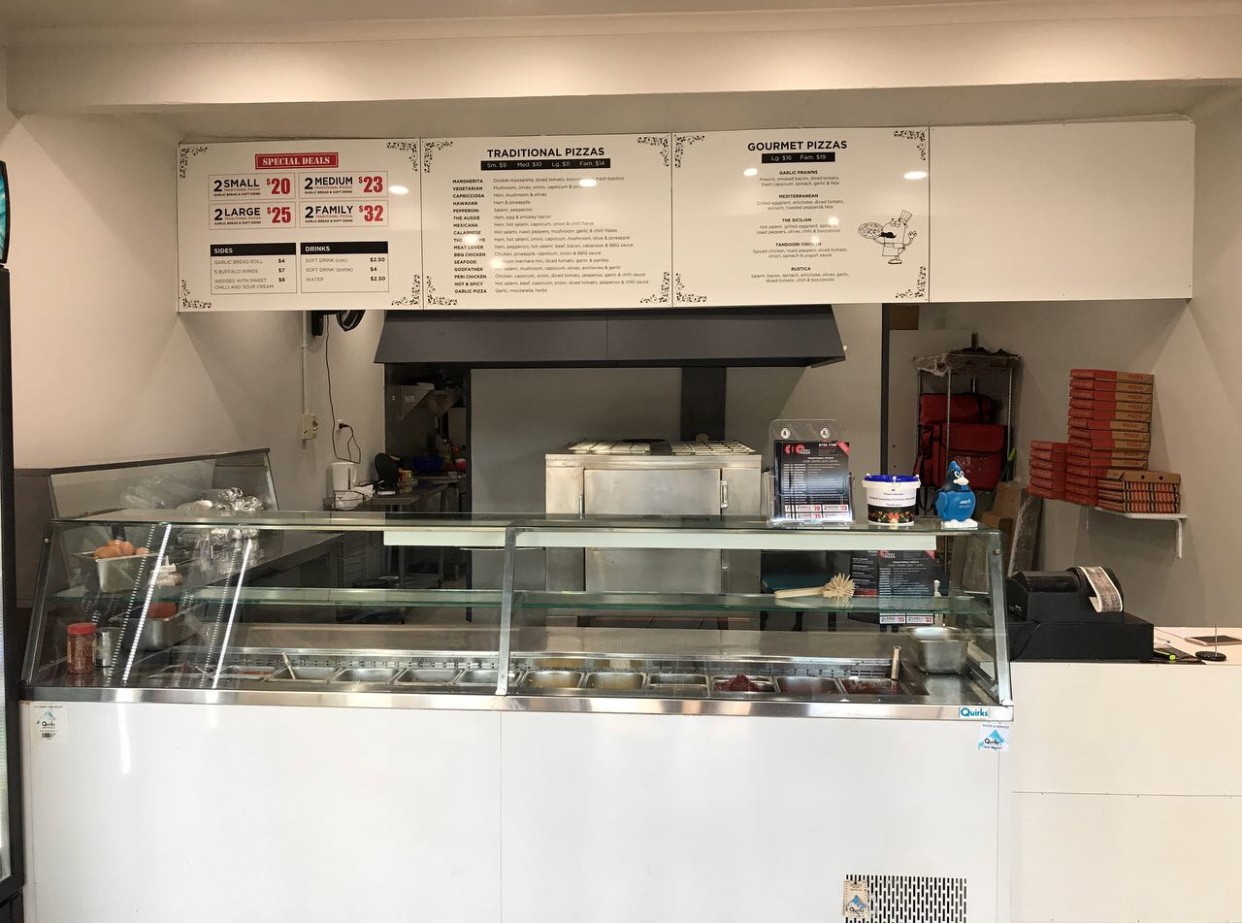 Monbulk Pizza and Kebab: the place