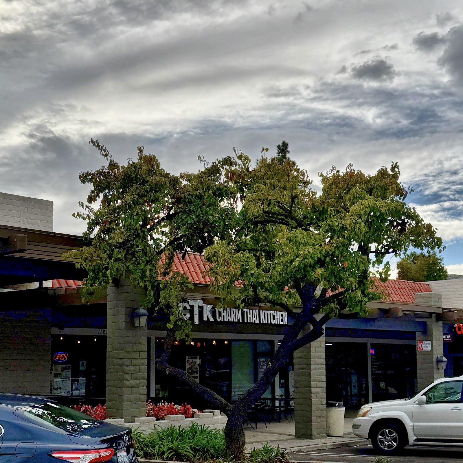Charm Thai Kitchen: the place