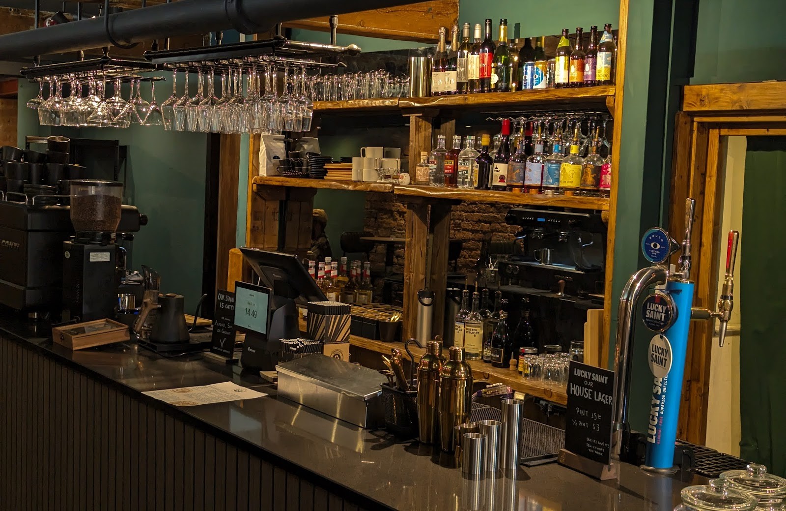 Hinterland Alcohol-Free Bar and Cafe: the place