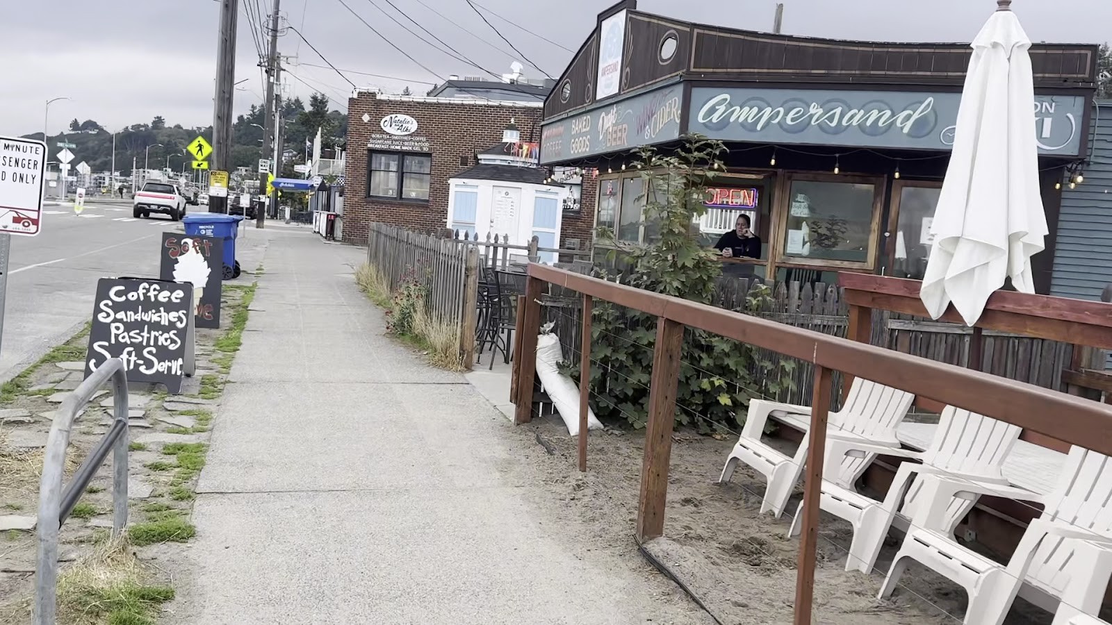 Ampersand Cafe on Alki: the place