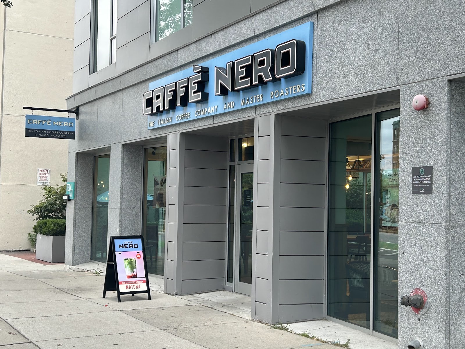 Caffè Nero: the place