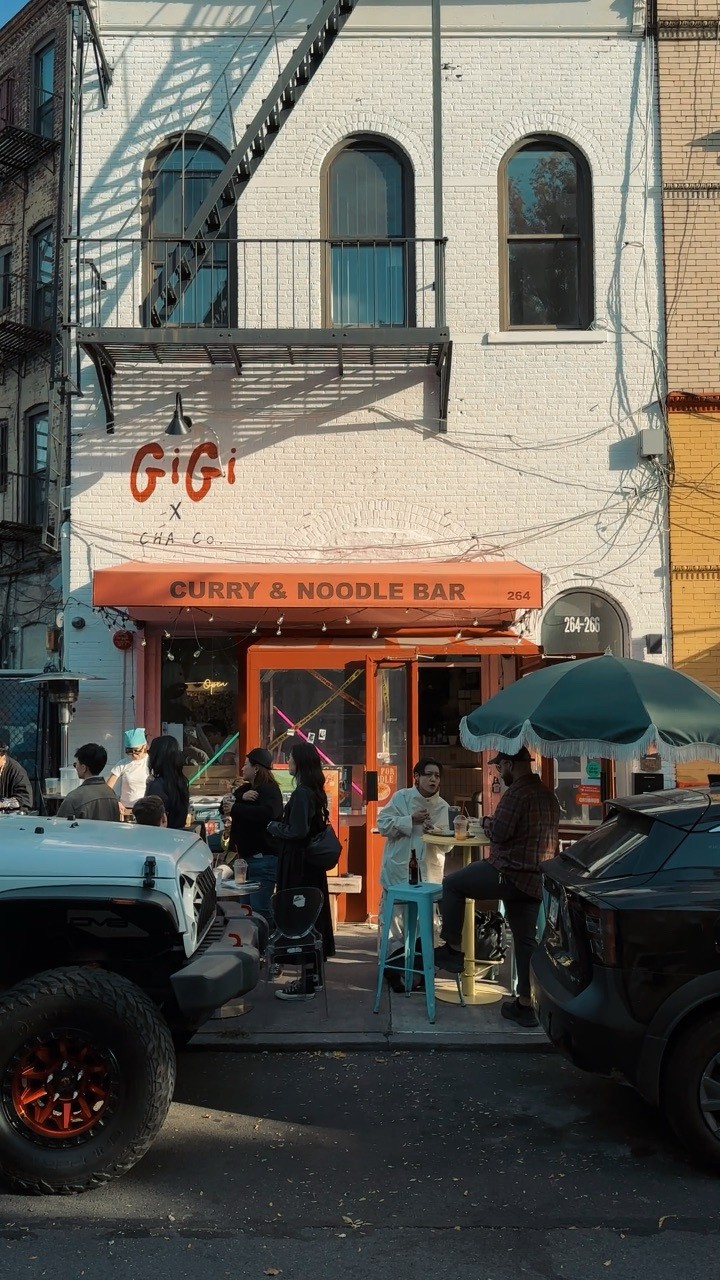 GiGi Curry & Noodle Bar: the place