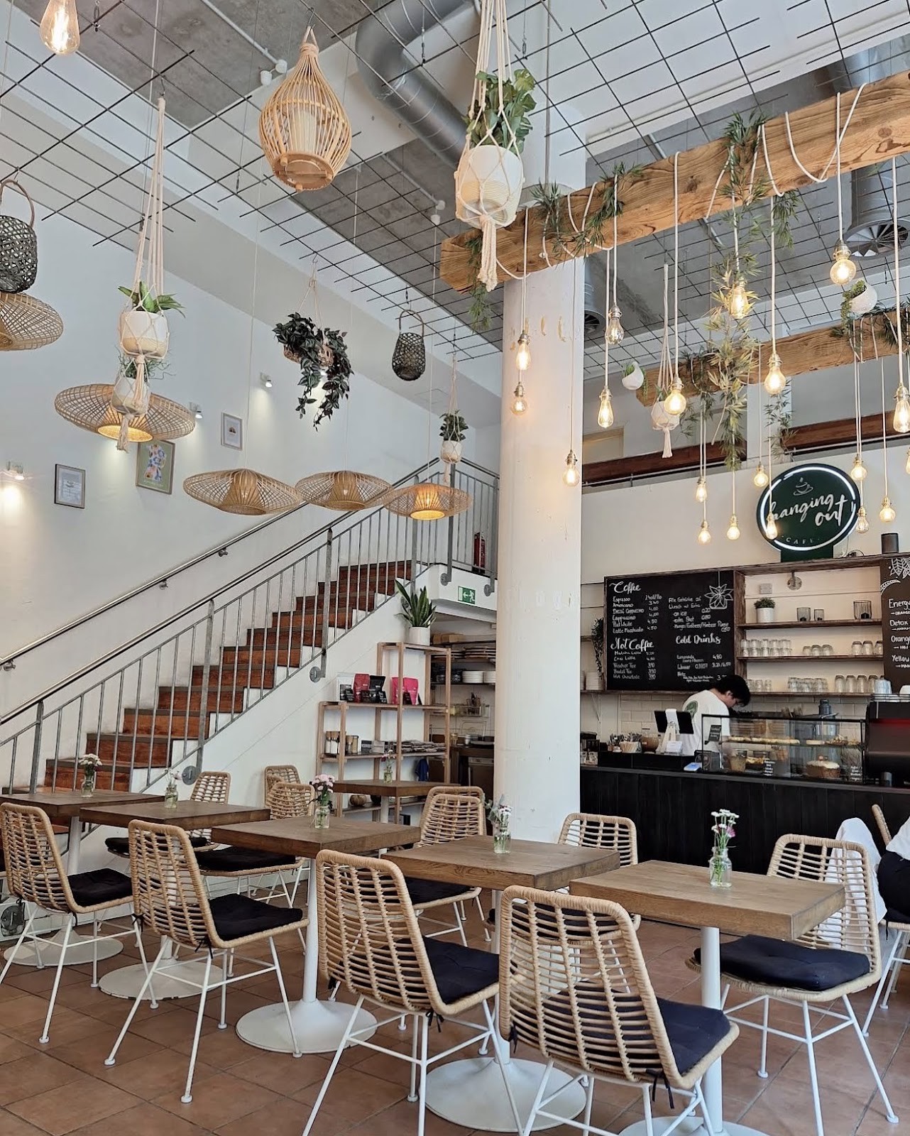 Hanging out Café: the place