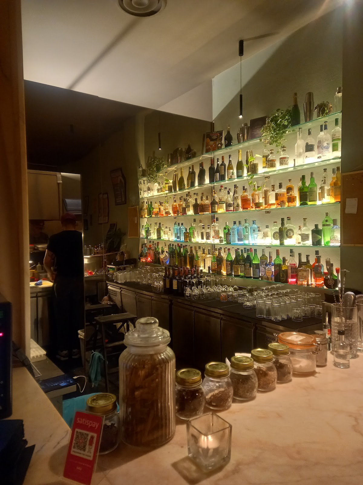 Frèro Bar: the place