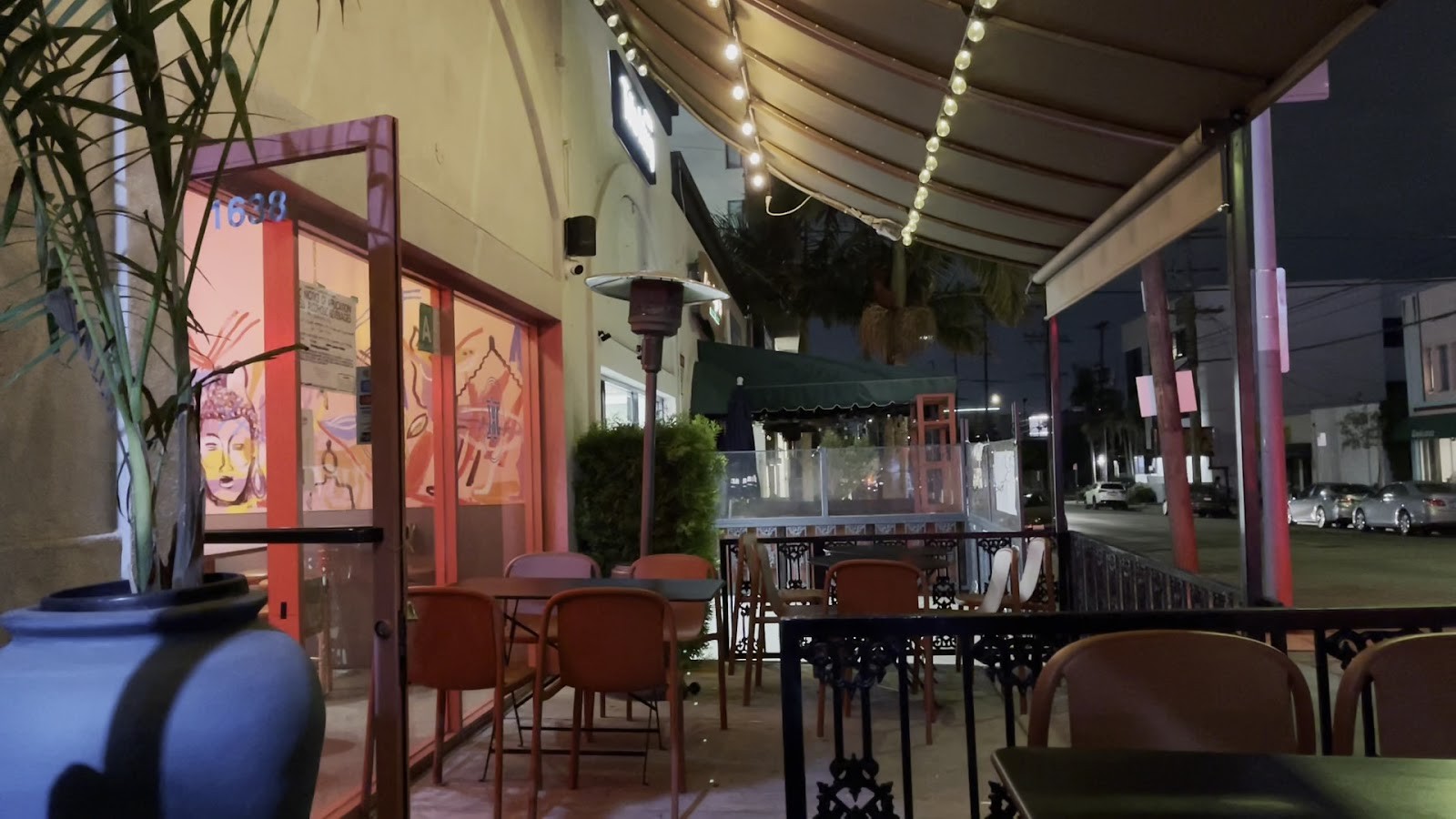 Tuk Tuk Thai -- Thai Restaurant & Catering in Sawtelle, Los Angeles: the place