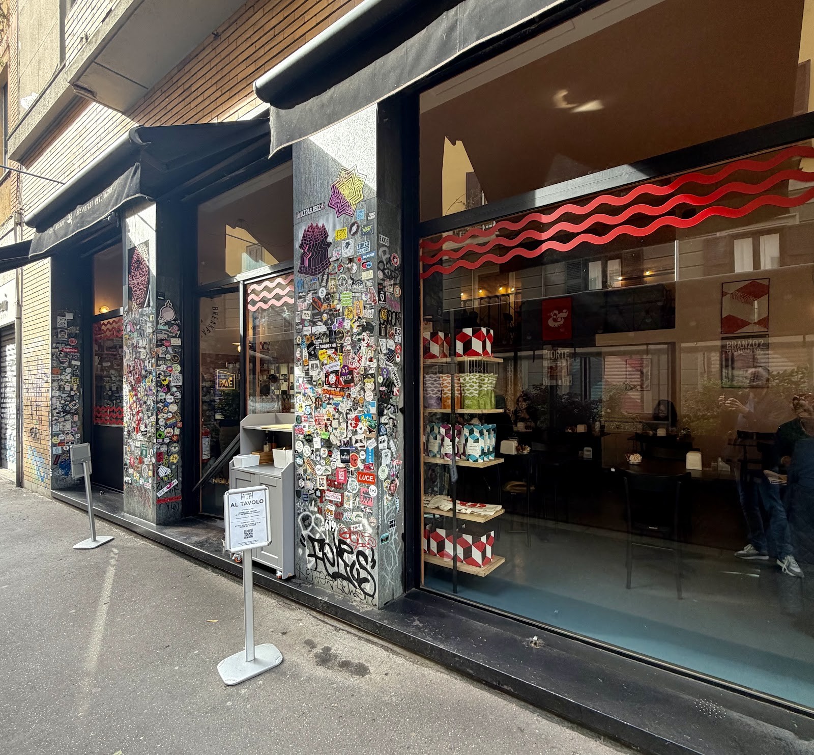 Pavé: the place