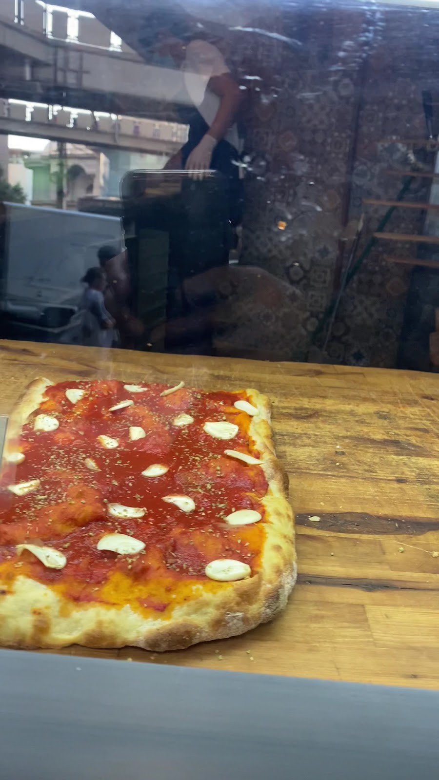 PALA PIZZA ROMANA & BISTROT: food & drinks